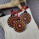 Komplet ręcznie malowanych bombek świątecznych - Mandala czerwona - 3