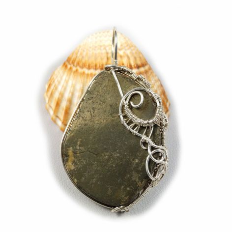 Piryt, srebrny wisior z kaboszonem pirytu