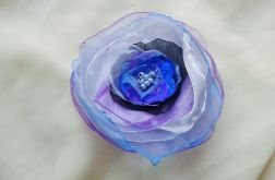 Broszka kwiat niebiesko fioletowy