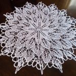 Serwetka na drutach 50 cm - 50 cm.3