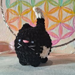 Pluszowy koteczek amigurumi 2