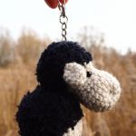 Czarna owca - brelok, zawieszka do torebki - 