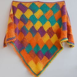 Kolorowa chusta entrelac
