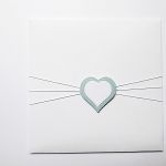 Kartka na Chrzest personalizowana z gołębicą - Kartka na Chrzest w ozdobionej kopercie