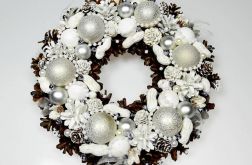 Wianek bożonarodzeniowy perłowo-biały