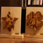 Drewniana lampa nocna, koniczyna - Wersja opalona