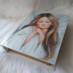 szkatułka-księga z aniołkiem dla dziewczynki