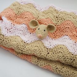 Szydełkowy kocyk: róż-beż-łosoś