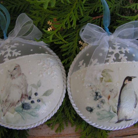 Bombki/medaliony na choinkę "Mroźna zima" – 2 szt.