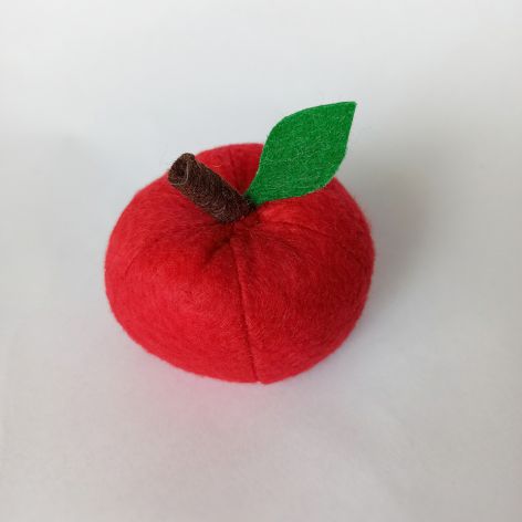 Jabłko z filcu szyte czerwone lub zielone
