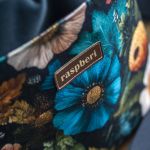Grafitowa listonoszka z kominem z weluru w kwiaty – handmade, unikat - 