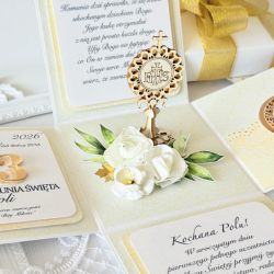 Pamiątka Pierwszej Komunii Świętej - z Monstrancją