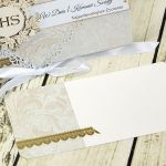 Pamiątka I Komunii św. - beżowe damaski - 