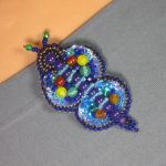 Motylek - haft koralikowy - Motylek kolorowy z koralików