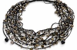 Naszyjnik Czarny Sznurek Szare Korale Makrama