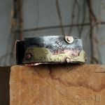 Górska polana - metalowa bransoleta z rzemieniem