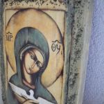 Matka Boza z gołąbkiem obrazek religijny - widok boczny