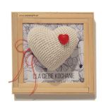 Walentynki Serce z gipsu w ramce dla kochanej osoby - czerwone serce kropki - Prezent z miłości