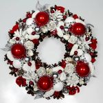 Wianek świąteczny czerwono-biały - stroik świąteczny