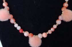 Naszyjnik - brzoskwiniowe puchatki