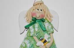 Konwaliowa kreacja - aniołek z masy solnej, prezent, dekoracja