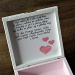 Pudełko na pieniądze z okazji Komunii Dziewcz - Pudełko na pamiątkę pierwszej komunii świętej pamiątka komunijna prezent komunijny dla dziewczynki personalizowana szkatułka komunia