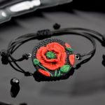 Komplet biżuterii "Czerwone maki" kolczyki sztyfty, naszyjnik i sznurkowa bransoletka - biżuteria maki