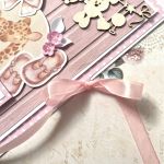 Kartka z okazji narodzin dziewczynki/dziecka - Zamykanie przez zawiązanie wstążki