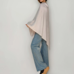 Klasyczne ponczo damskie pudrowy róż - 