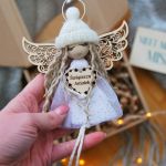 Świąteczny aniołek zawieszka - na prezent - 