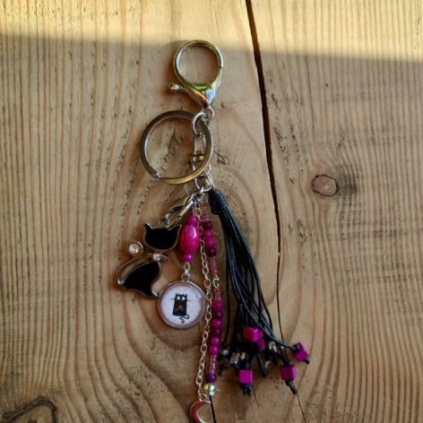 Brelok Magiczny Czarny Kot z chwostem i księżycem