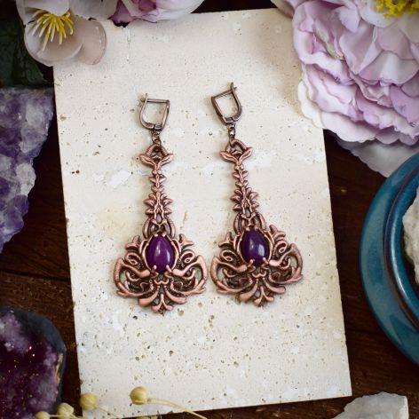 Wiktoriańskie miedziane wiszące kolczyki z kamieniem / fioletowy jadeit #S4