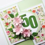 Kartka ROCZNICOWA z jasnoróżowymi kwiatami - Kwiatowa kartka na urodziny lub rocznicę ślubu