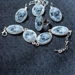 Dziewczyna w kapeluszu - kamea - komplet biżuterii - Dziewczyna w kapeluszu