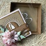 026,Kartka w pudełku na ślub w stylu rustykalnym/eco - 026,Kartka w pudełku na ślub w stylu rustykalnym/eco