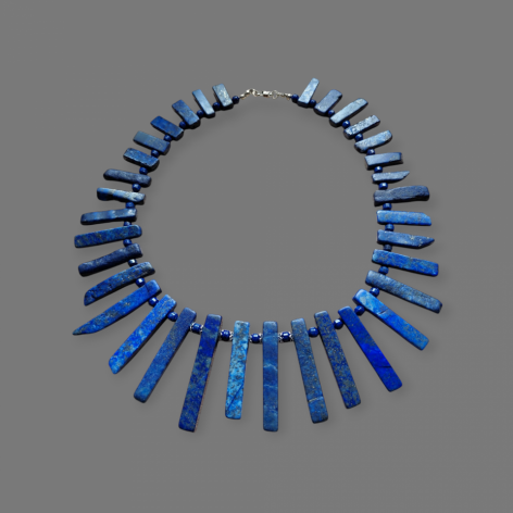 Wyrazisty naszyjnik z surowych Lapis Lazuli 
