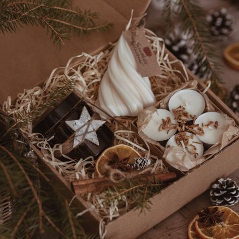 ŚWIĄTECZNY ZESTAW PREZENTOWY POD CHOINKĘ 