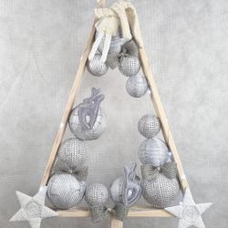 Srebrna drewniana choinka LED Reniery 80 cm 2