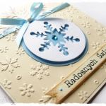 Kartka świąteczna ze śnieżynkową bombką - 