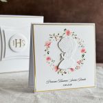 Pamiątka I Komunii w pudełku z kopertą, 106 - Pamiątka I Komunii w pudełku z kopertą