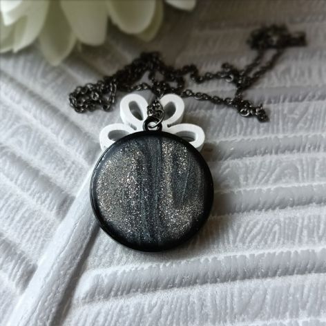 „FRANCIS” zawieszka z glinki polimerowej