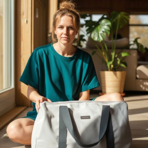 Duża torba podróżna z tłoczonego weluru – unikat handmade no waste