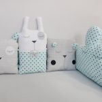 Poduszka dekoracyjna króliczek szaro-biały - 