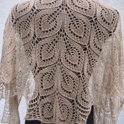 Letnia ażurowa chusta bambus