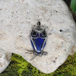 Stalowy wisior sowa z lapisem lazuli i obsydianem