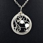 Srebrny wisior z kamieniem księżycowym - Kamień księżycowy, Srebrny wisiorek z kamieniem księżycowym, ręcznie wykonany, prezent dla niej, prezent dla mamy, prezent urodzinowy,