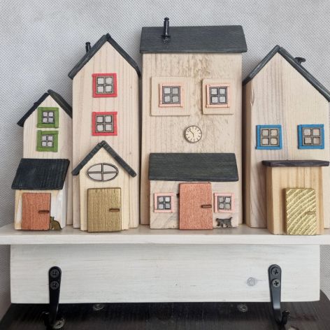 Wieszak - drewniane domki - na klucze i inne drobiazgi 2