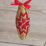 Czerwono - złota ozdoba na choinkę - Ręcznie zdobiona ozdoba bożonarodzeniowa
