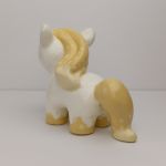 Figurka Biały Koń Konik Miniaturka - Bok