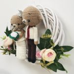 Młoda para misie ślubne maskotki wianek handmade - dekoracja weselna wianek